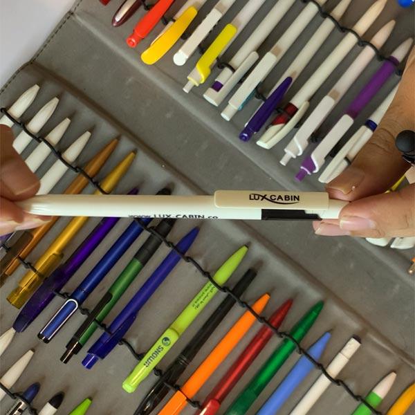 خودکار پلاستیکی تبلیغاتی خودکار پلاستیکی تبلیغاتی